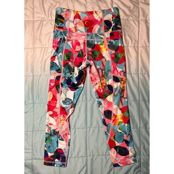 ZYIA Active Floral Pattern capris size 2 - Picture 5 of 5
